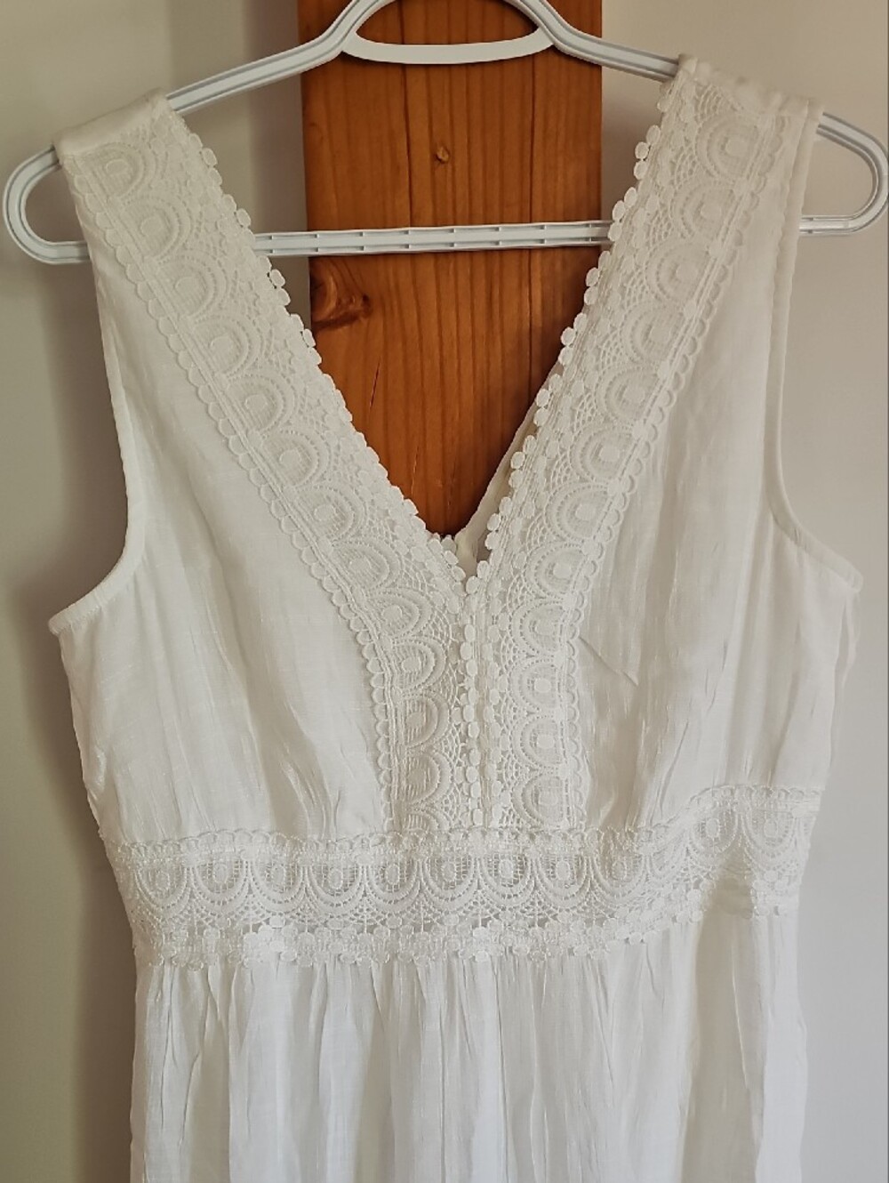 Rebellion White V-Neck Lace-Trim Maxi Dress - Picture 3 of 11